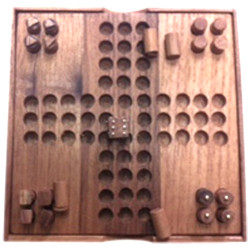 Парчеси (parcheesi, Ludo) - тактильная настольна игра для двух, трёх или четырёх игроков.